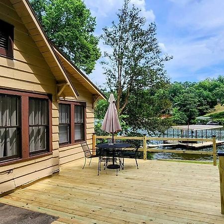 #05 - Lakefront Two Bedroom Cottage- Pet Friendly Hot Springs Exteriör bild
